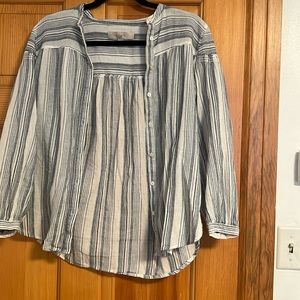 LOFT EMBROIDERED BUTTON DOWN